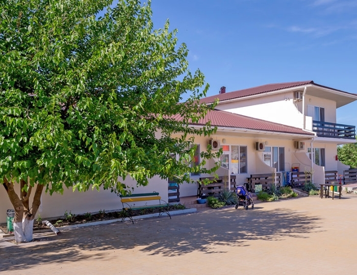 Семейный отель «АзовЛенд» Золотое