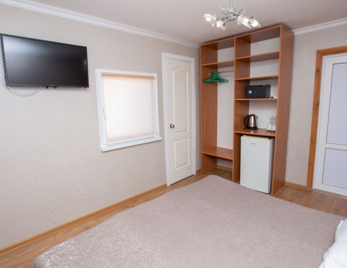 Стандарт мини в домиках - Семейный отель «АзовЛенд» Золотое