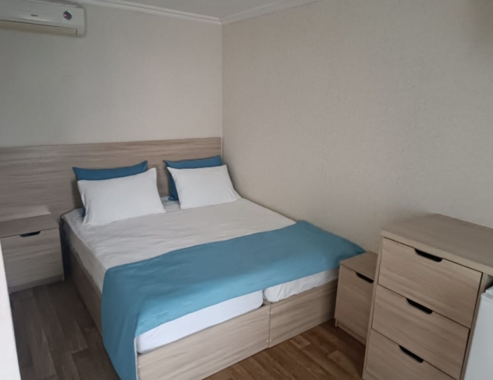 Номер в домике (макс. 2) - Семейный отель «АзовЛенд» Золотое