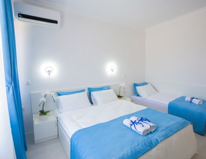 Комфорт плюс с видом на море - Семейный отель «АзовЛенд» Золотое